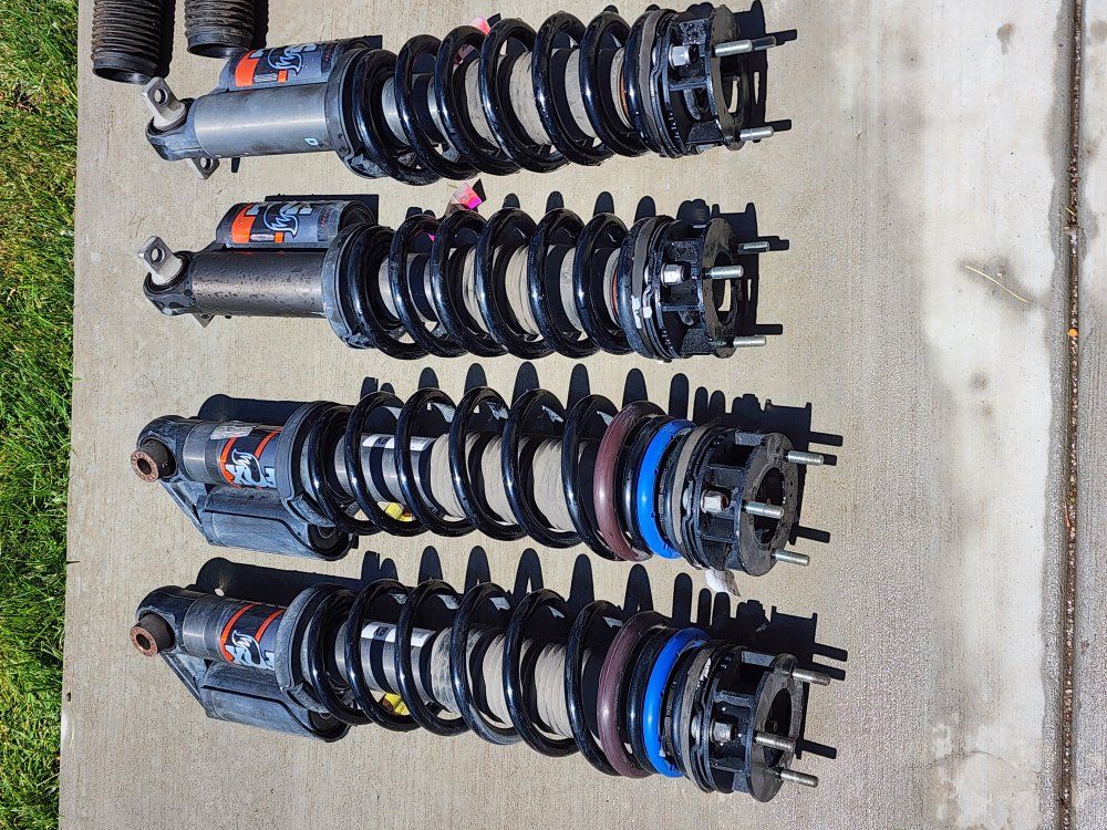 HOSS 3.0 shocks with RC lift