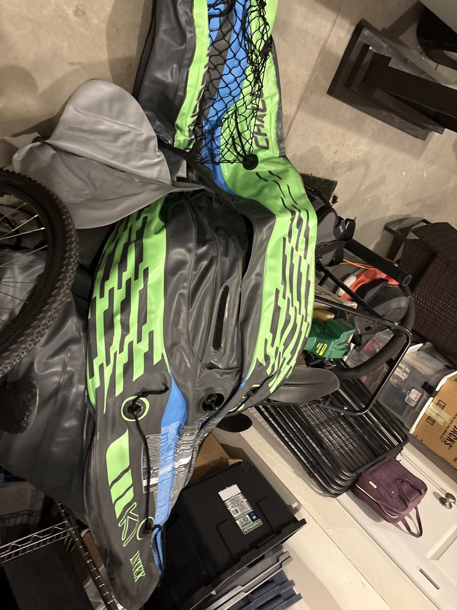 Intel Kayak with seat and paddle