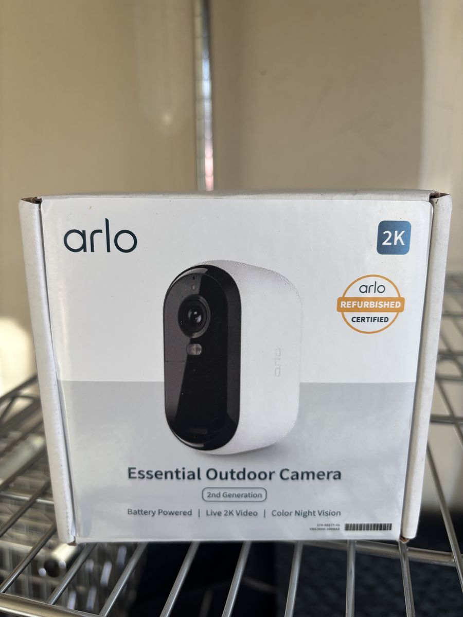 Arlo Essential Outdoor Camera (2nd Gen) 2K, Battery Powered, Live 2K Video, Color Night Vision