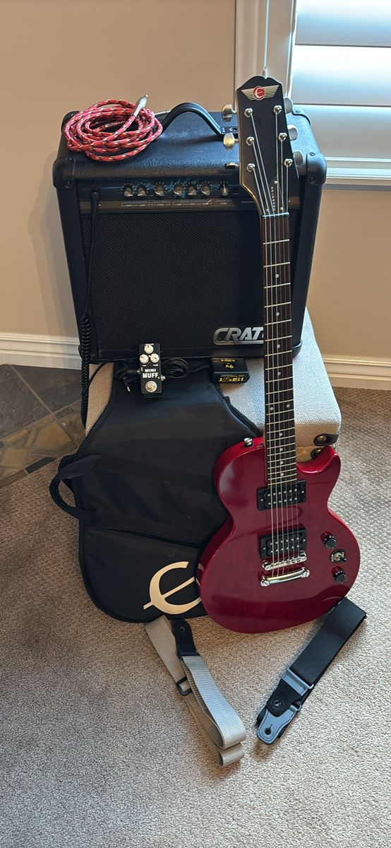 Epiphone Les Paul Special II Electric Guitar Bundle w/ Crate MX20RC Amp & Mini Muff Distortion Pedal