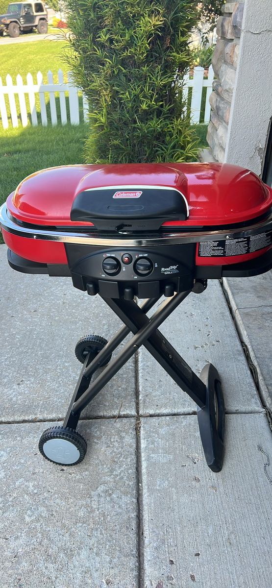 Coleman Roadtrip Grill