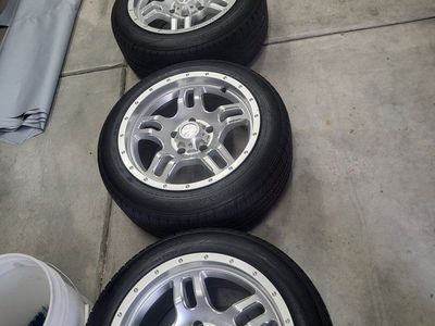 4 wheels 17x9 5x5 lug pattern