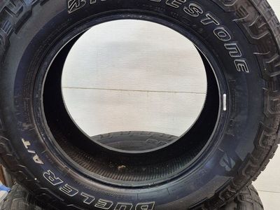 Bridgestone Dueler 255/70R18