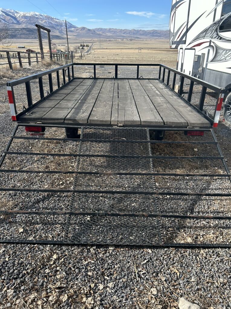 Deckover Utility Trailer