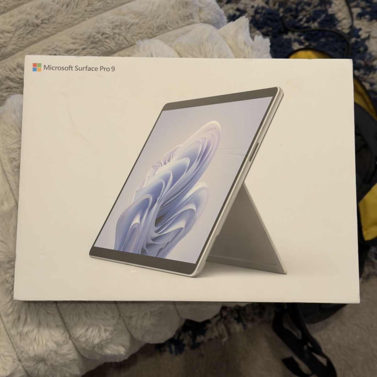 Microsoft Surface Pro 9 Tablet/Laptop with Keyboard & Pen - Excellent Condition