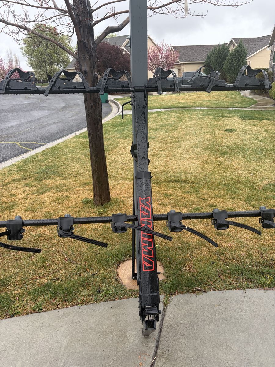 Yakima 6 Place Bike Rack