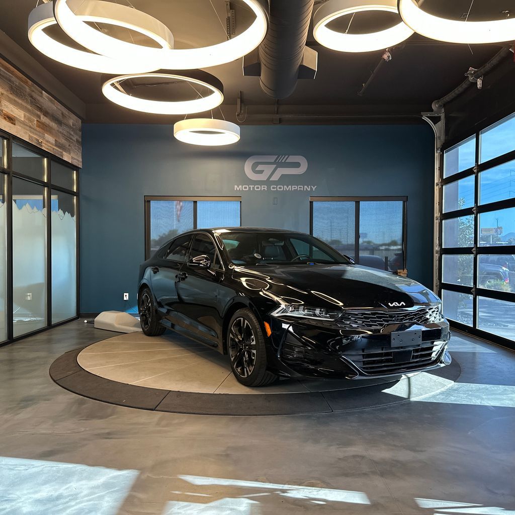 2023 Kia K5 GT-Line
