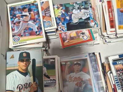 700 Sports Card Lot – Baseball, Basketball & Football – Includes Numbered cards