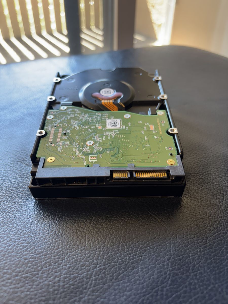 Main image 4