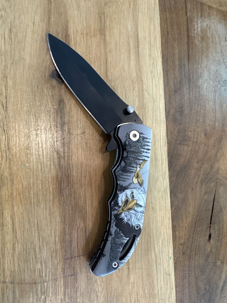 Folding Pocket Knife with Eagle Design - Outdoor & Hunting Tool