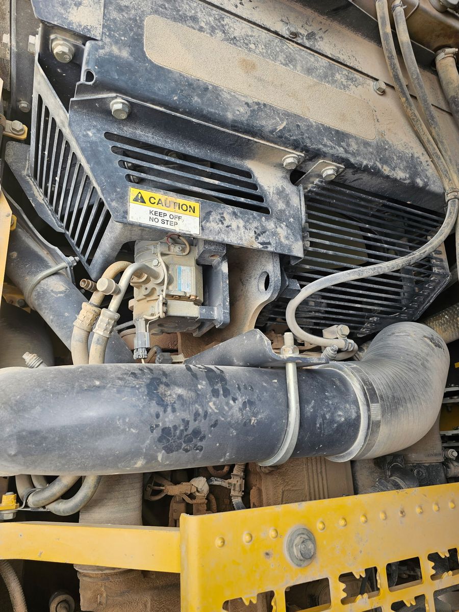 Main image 4