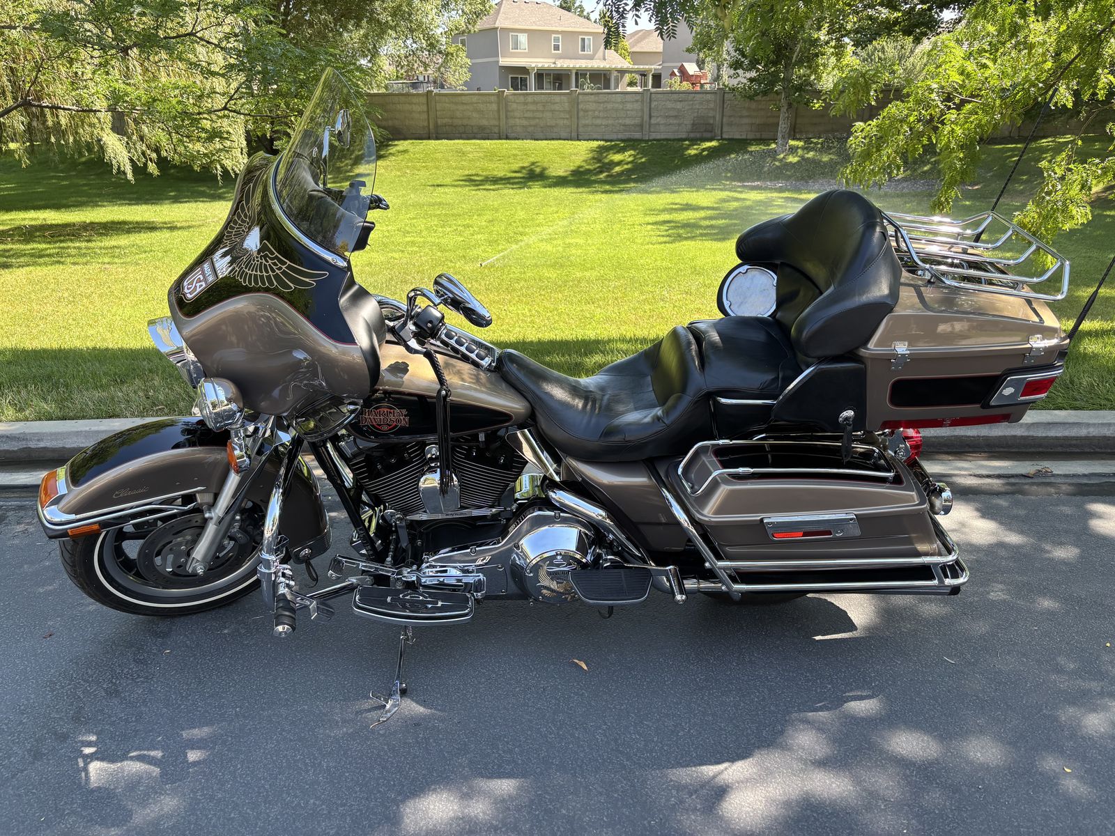 Harley-Davidson Electra Glide Classic Touring Motorcycle
