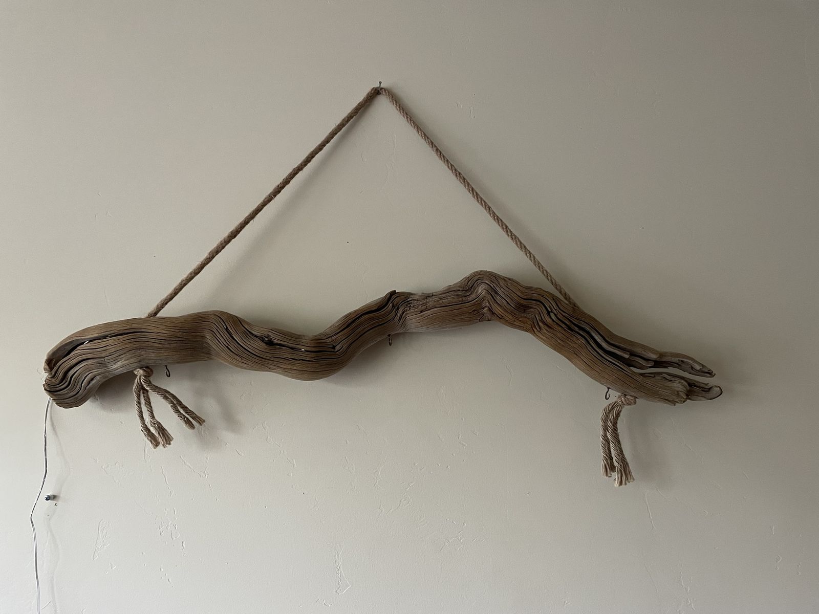 Handcrafted hanging driftwood led lamp