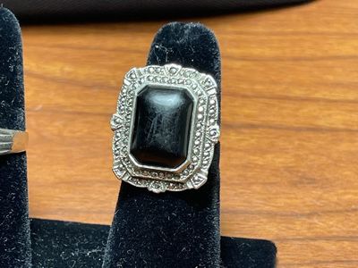Vintage Art Deco Ring