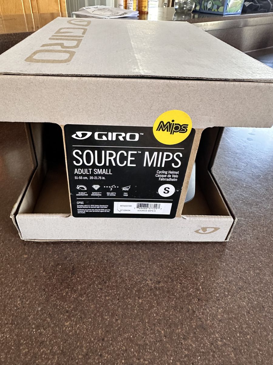 Giro Source MIPS    Size Small