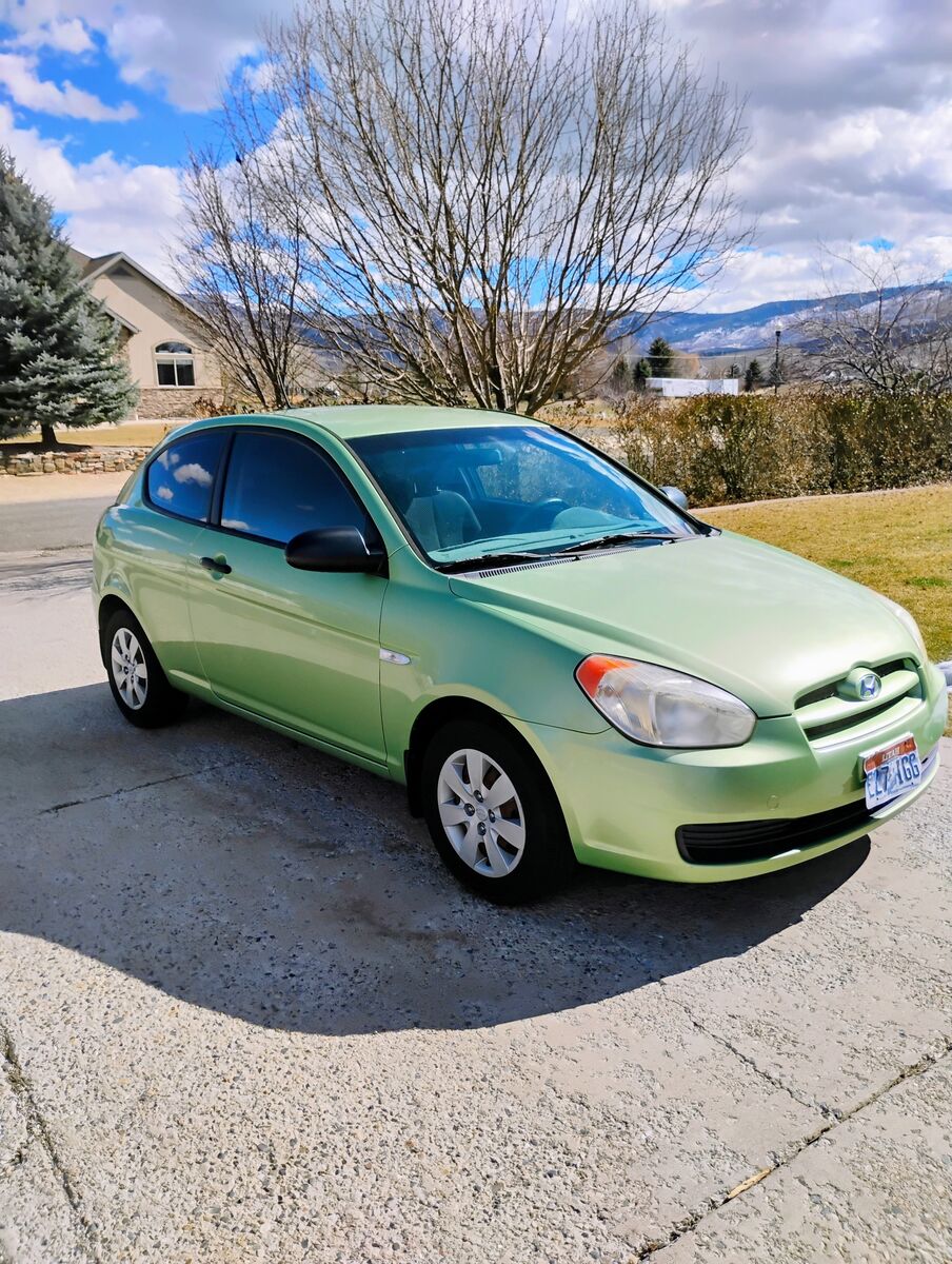 2009 HYUNDAI ACCENT GS