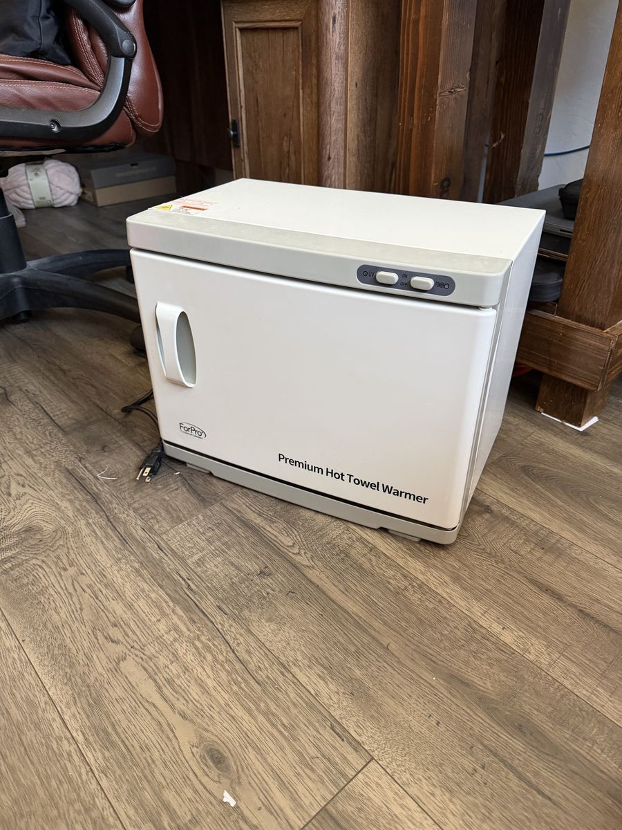 ForPro Premium Towel Warmer
