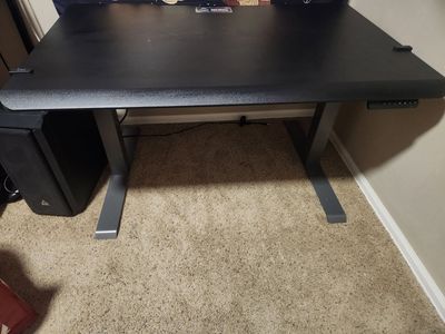 Standing desk