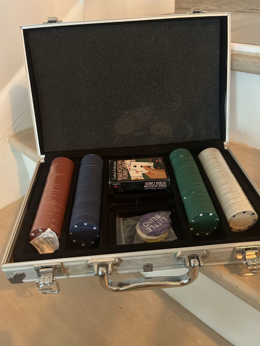 Complete Texas Hold'em Poker Chip Set in Silver Aluminum Case with Cards