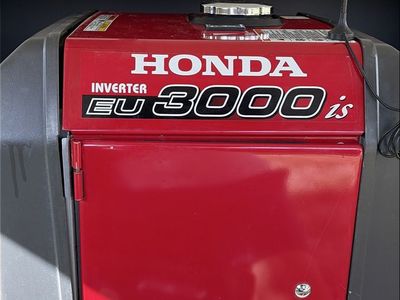 Honda eu3000is Generator