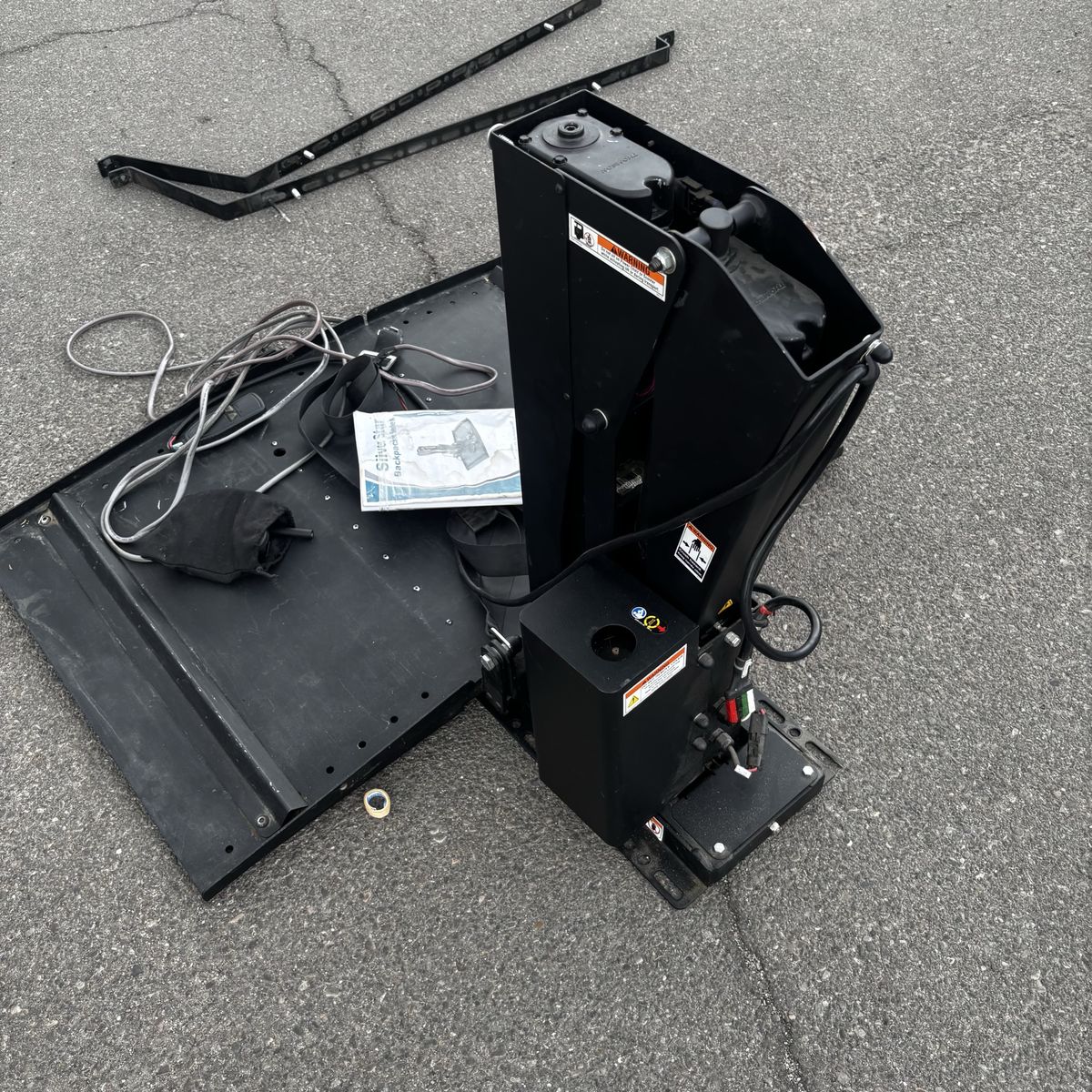 Main image 2