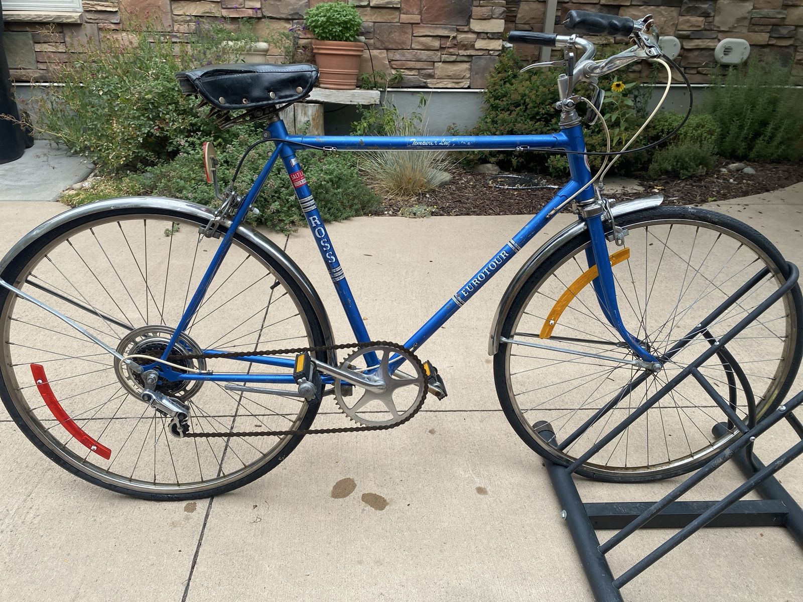 Vintage Ross Eurotour Road Bike - Blue 5-Speed Bicycle with Fenders