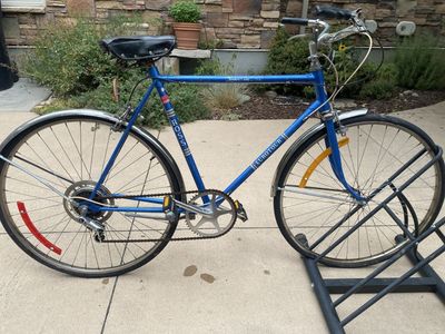 Vintage Ross Eurotour Road Bike - Blue 5-Speed Bicycle with Fenders