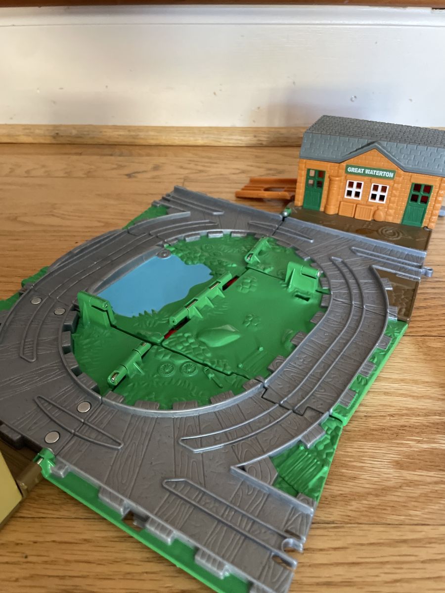 Main image 5