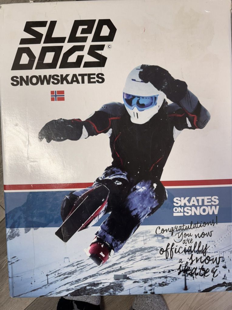 Sled Dogs Snow Skates Aprox Size 13 / Skis