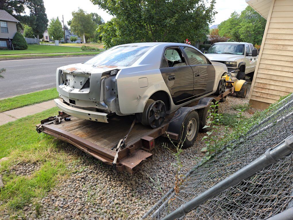 2001 Cadillac cts with parts car