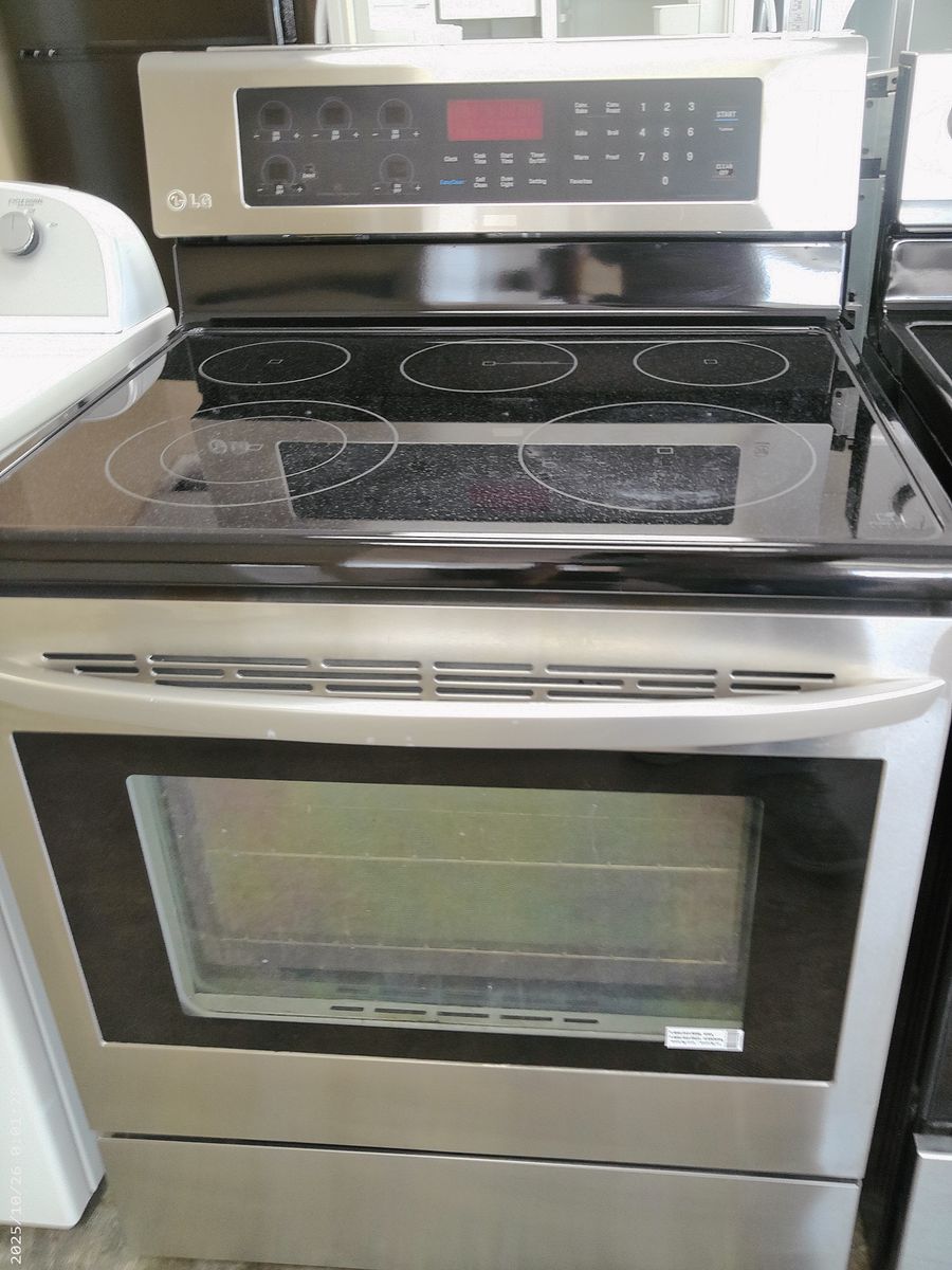 Stainless Steel Smooth Top Range~Great Condition~90 Day Guarantee