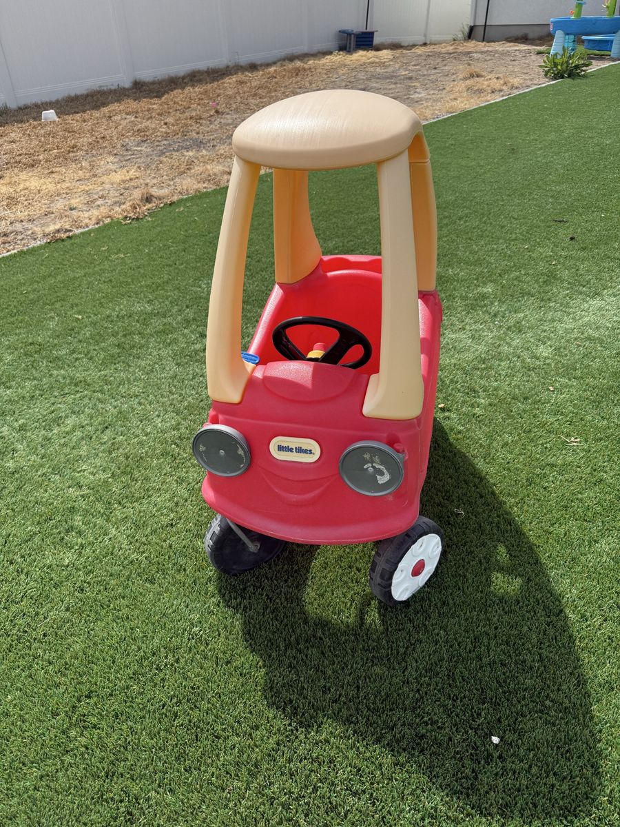 Little tikes foot car