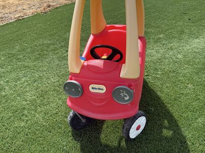 Little tikes foot car