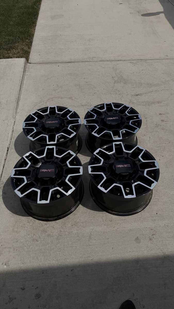 GMC Sierra 3500 AT4X Rims 18” new takeoffs