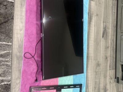 43” TV