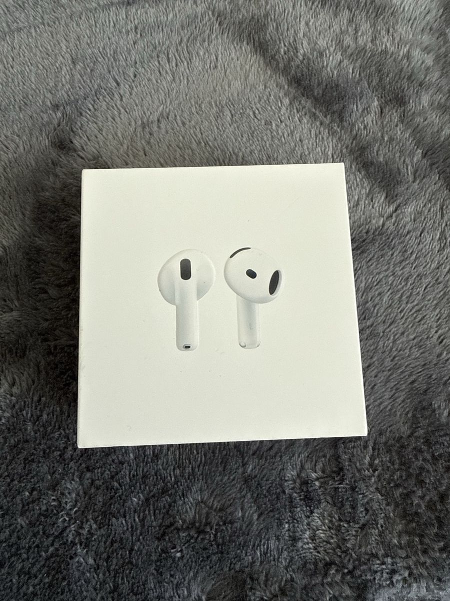 Apple AirPods 4