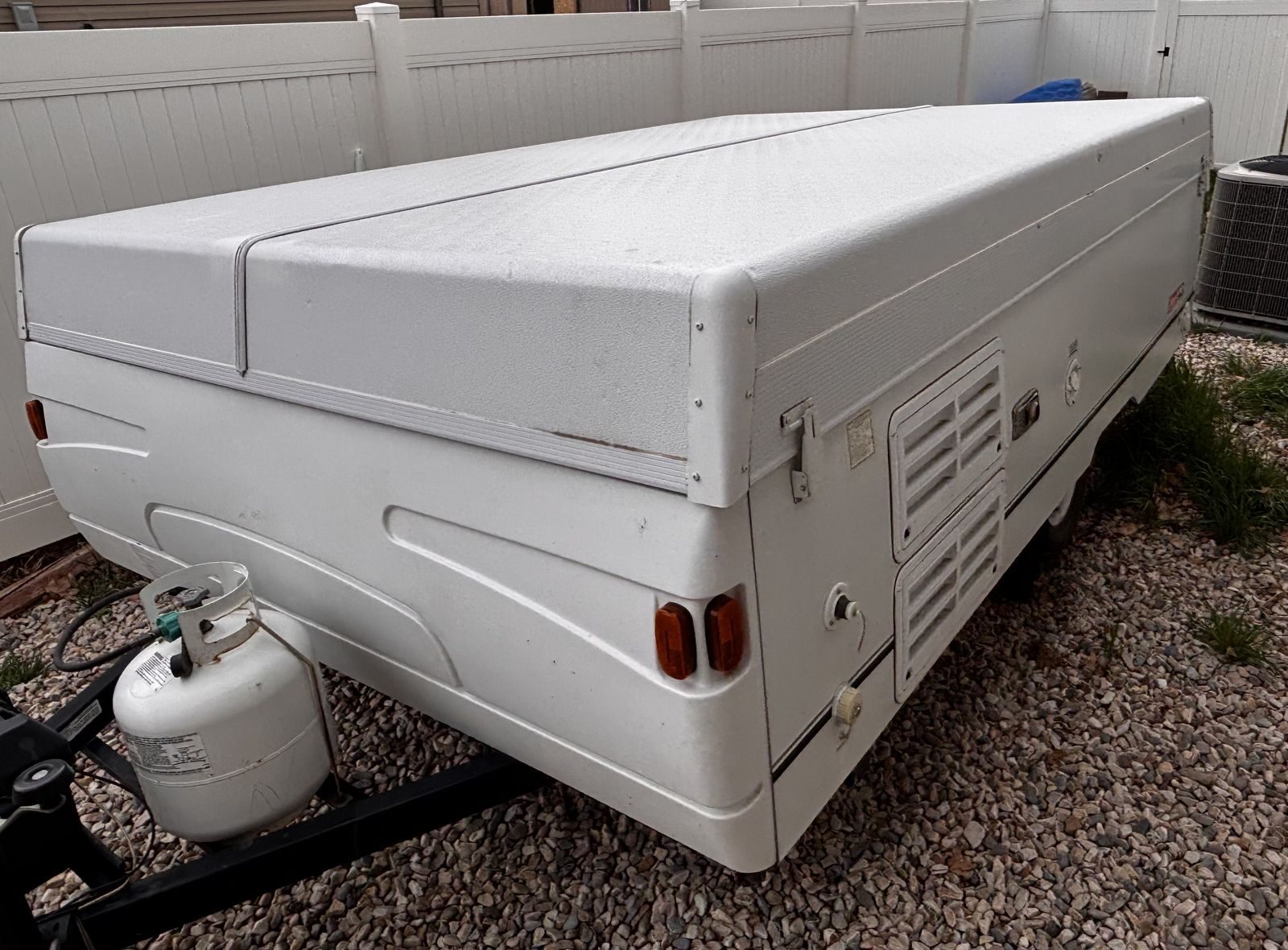 2002 Coleman Sedona Pop-Up Tent Trailer