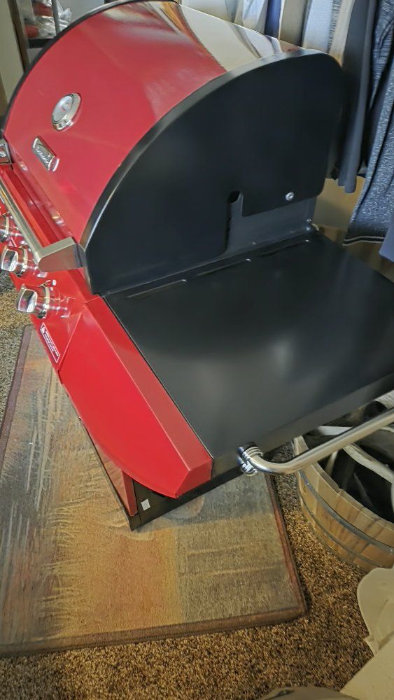 Main image 5