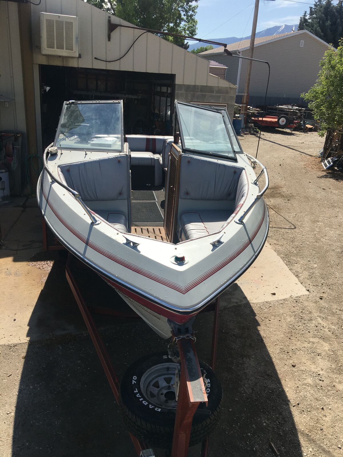1988 Reinell 21 ft great condition ( lowered price )
