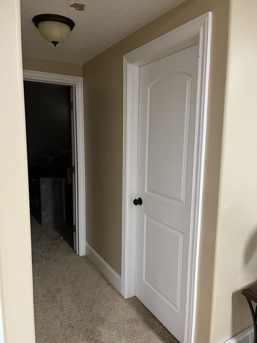 Main image 12