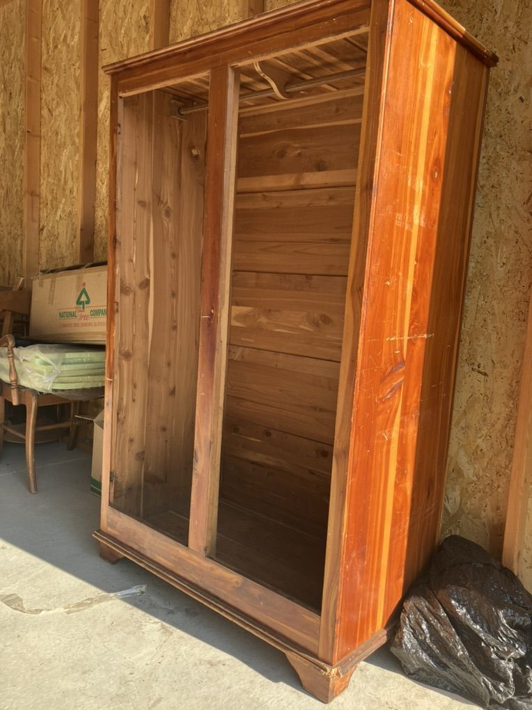 Main image 2