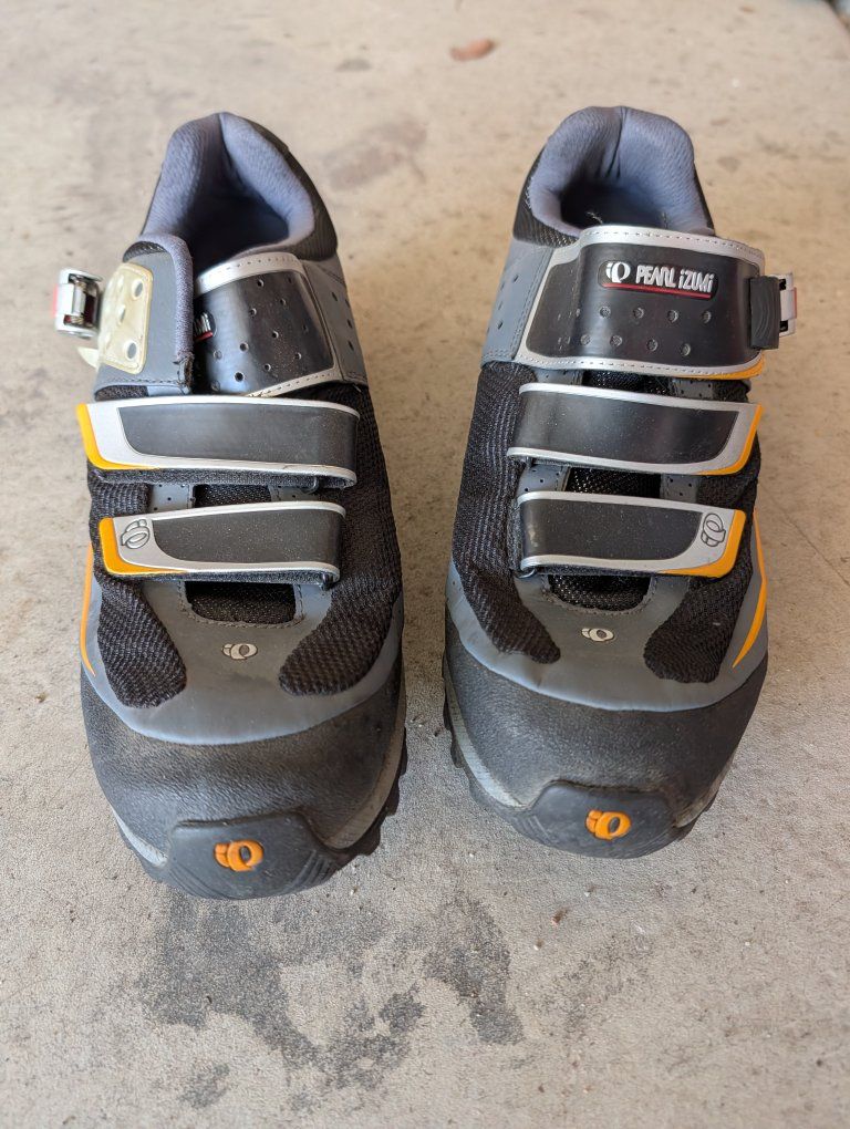 Pearl Izumi X-Alpha Enduro MTB size 47 
X-Alp Endu