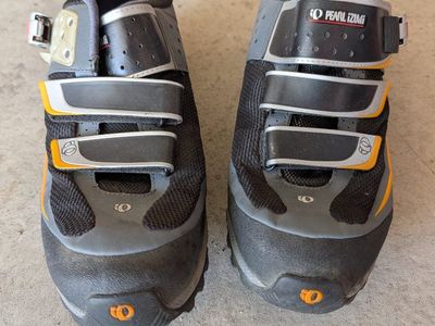 Pearl Izumi X-Alpha Enduro MTB size 47
X-Alp Endu