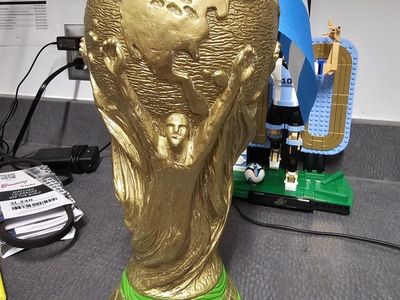 FIFA World Cup Replica Trophy Statue - Gold & Green - Collectible Decor
