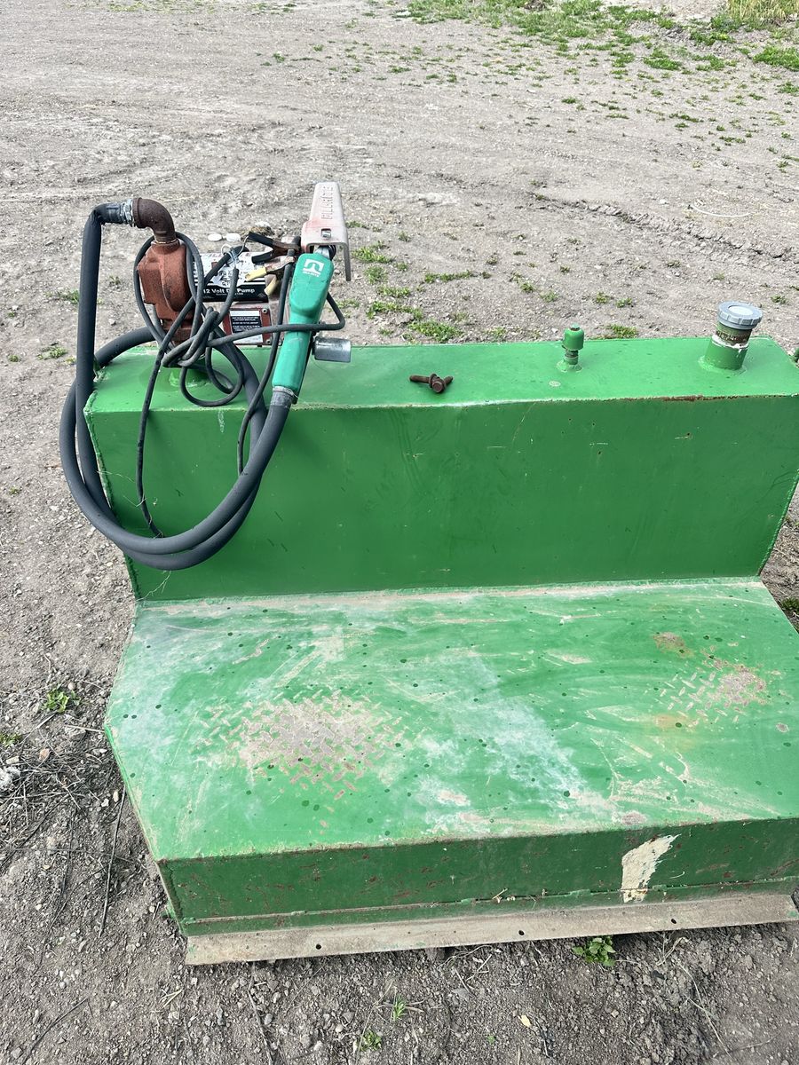 Diesel tank for pick up truck