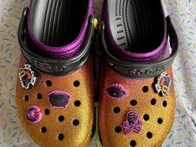 Classic Disney Hocus Pocus Crocs NEW
