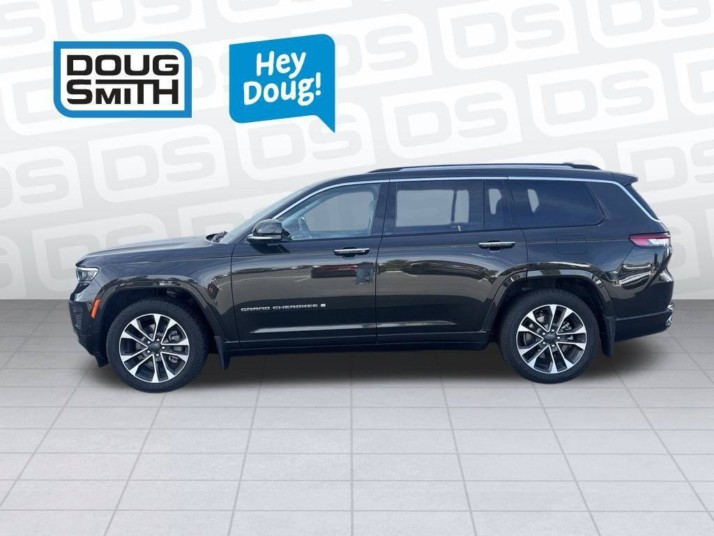 Main image 3