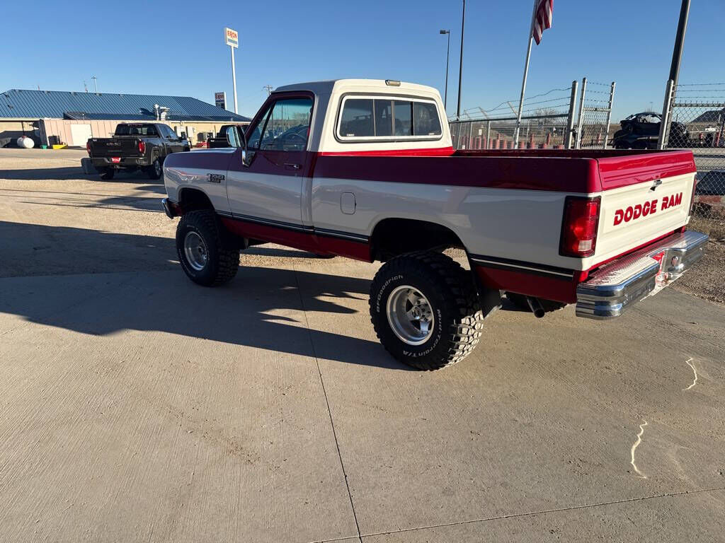 1989 Dodge RAM 100 Base