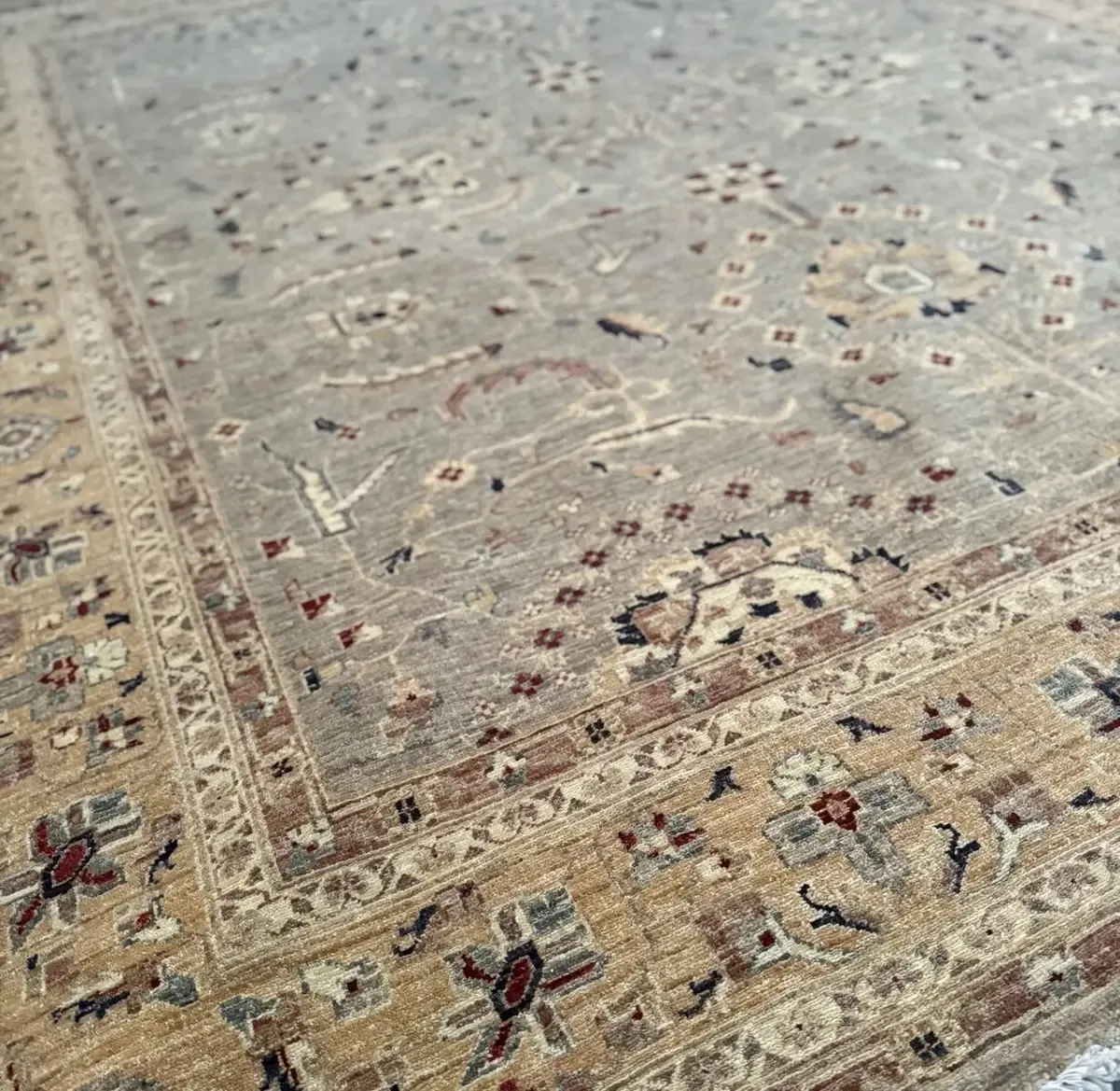 PAKISTAN HAND KNOT 8x10 RUG SOFT COLORS