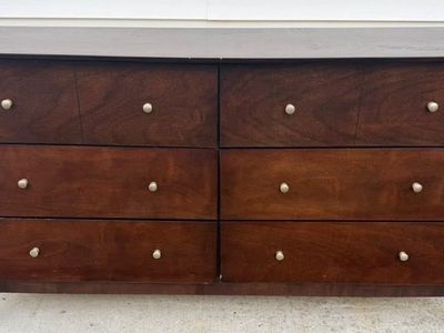 Great dresser